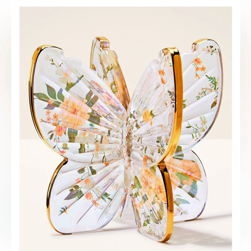 NEW BBW BEAUTIFUL ETCHED BUTTERFLY 3 WICK CANDLE PEDESTAL
